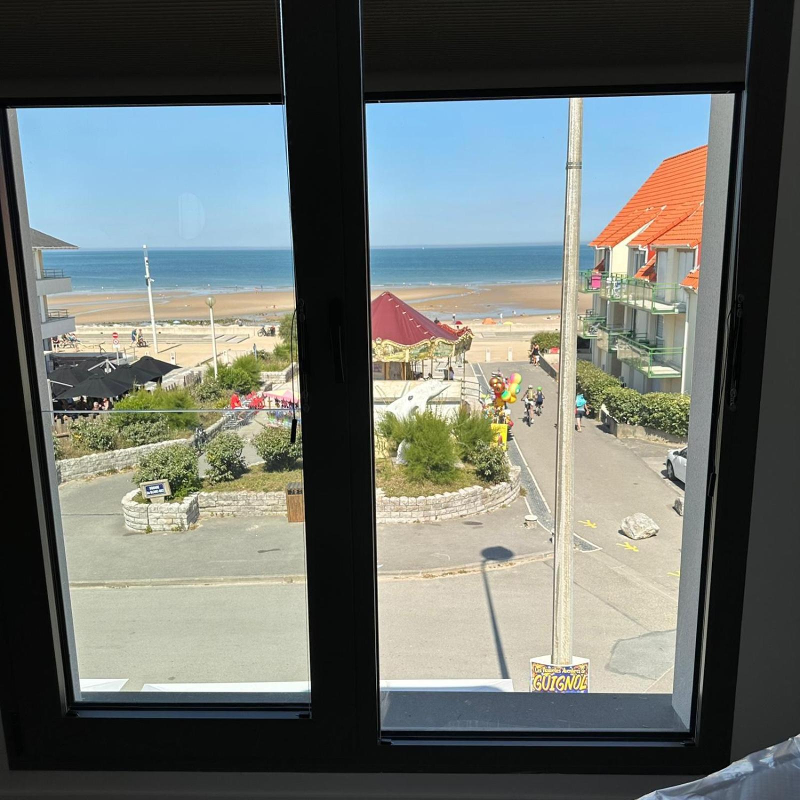 Logis- Hotel De La Baie De Wissant & Appartements Exteriör bild